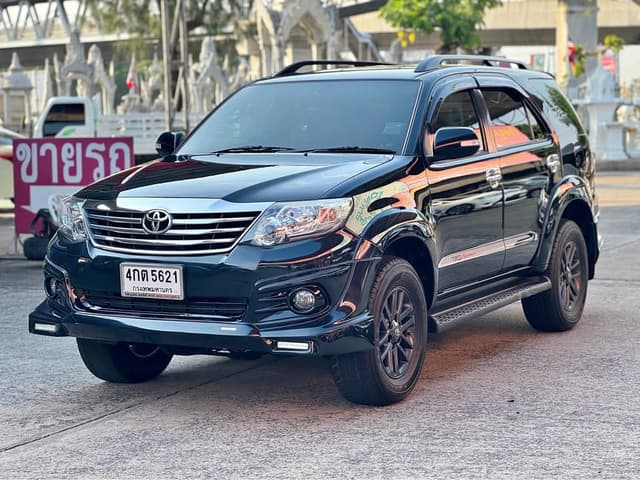 2015 TOYOTA FORTUNER 2.7