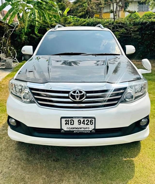 2012 TOYOTA FORTUNER 2.5 V