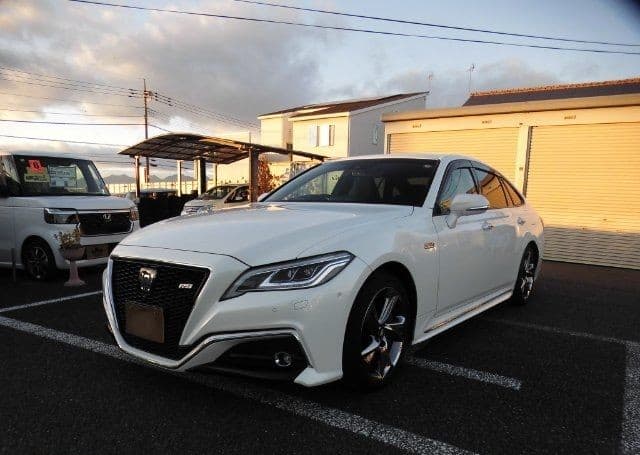 2018 TOYOTA CROWN HYBRID 2.5 RS ADVANCE