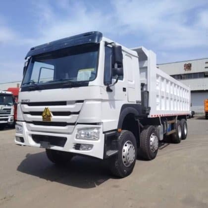 2024 SINOTRUK HOWO 8X4 DUMP TRUCK WD615.47