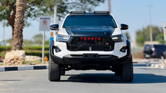 *TOYOTA HILUX ROUGE GR SPORTS 2023 | | RIGHT-HAND-DRIVE