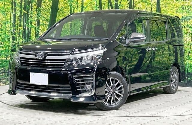 2016 TOYOTA VOXY 2.0 ZS