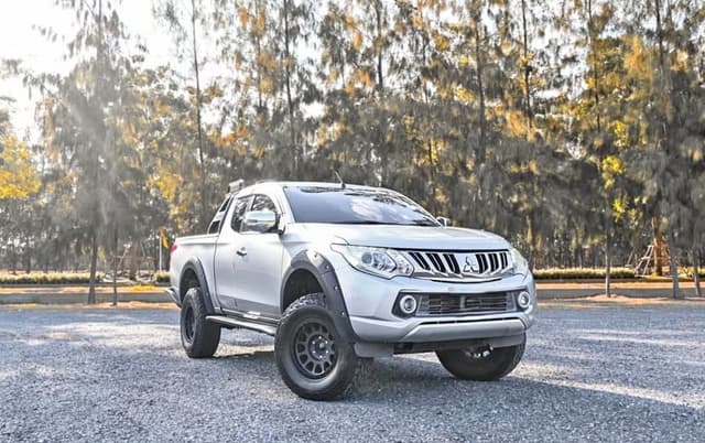2016 MITSUBISHI TRITON 2.4 SMART CAB
