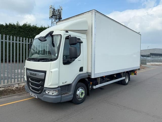 2022 DAF LF180 4X2 BOX TRUCK