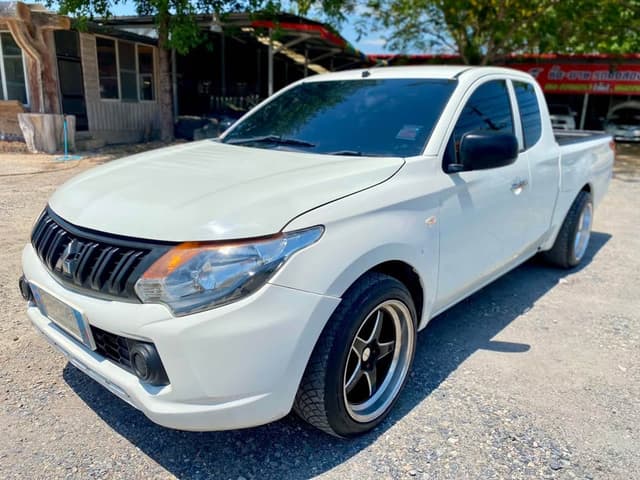 2016 MITSUBISHI TRITON 2.4 SMART CAB
