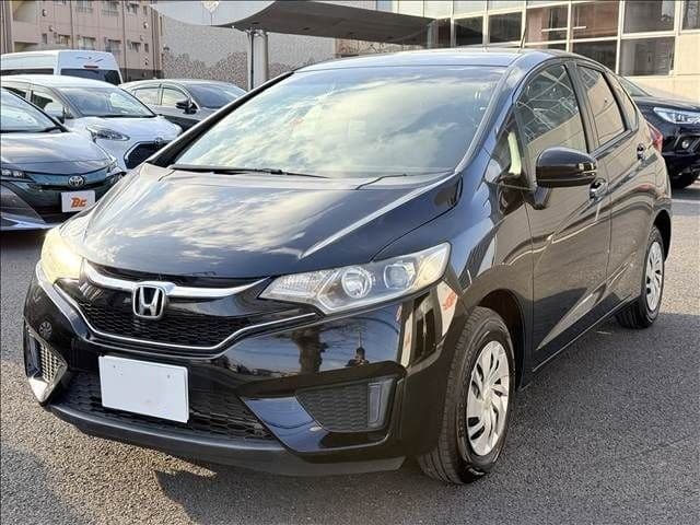 2017 HONDA FIT 1.3 F PACKAGE