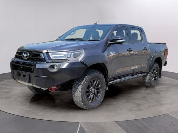 2021 TOYOTA HILUX 2.8 DOUBLE CAB