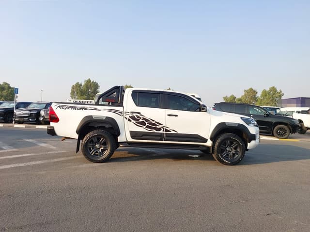 2020 TOYOTA HILUX 2.8 DOUBLE CAB