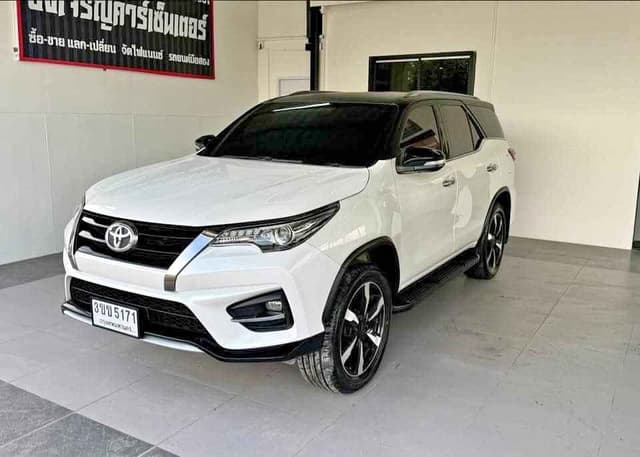 2019 TOYOTA FORTUNER 2.8 SPORTIVO TRD